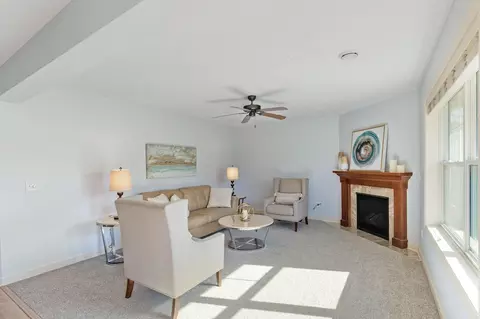 3475 Chestnut Ln, Eagan, MN 55123 photo 9