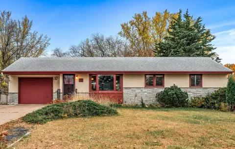 548 Manor Dr NE, Spring Lake Park, MN 55432