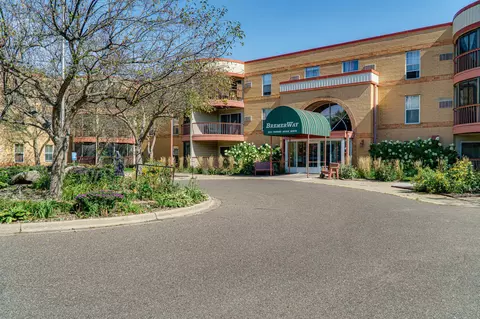 3232 Fremont Ave N #205, Minneapolis, MN 55412