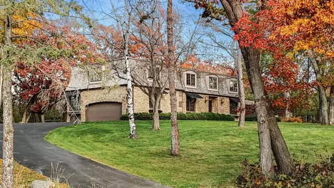 10 Eldorado Dr, White Bear Lake, MN 55110