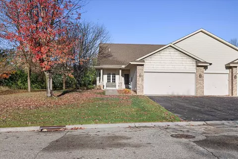 2312 Gresham Ave N, Oakdale, MN 55128