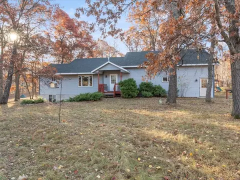 7463 Dove St, Pequot Lakes, MN 56472