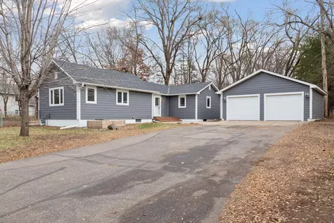 1635 Quentin Ave S, Lakeland, MN 55043