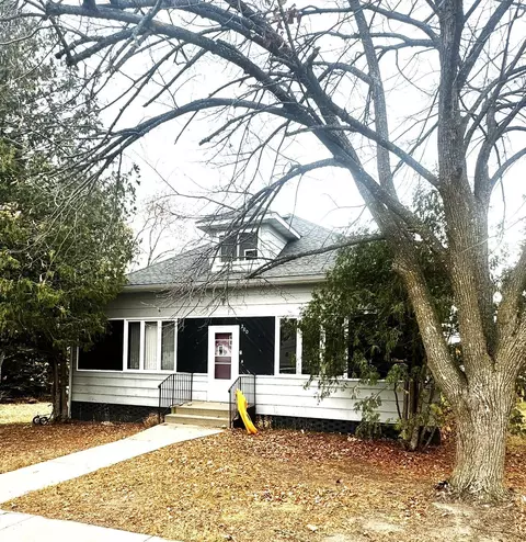 200 Main St W, Nevis, MN 56467