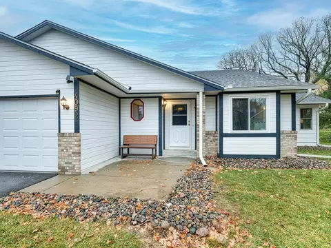 4092 Pennsylvania Ave, Eagan, MN 55123
