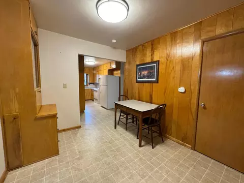 108 W Maple St, Marshall, MN 56258 photo 5