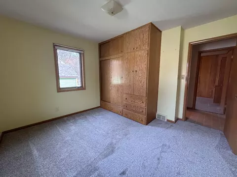 108 W Maple St, Marshall, MN 56258 photo 12