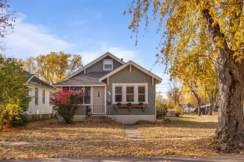 904 7th Ave SW, Faribault, MN 55021