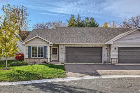 8460 Powers Pl, Chanhassen, MN 55317