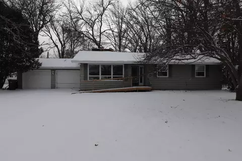 905 1st Ave SE, Long Prairie, MN 56347