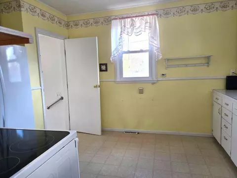 308 E 8th St, Morris, MN 56267 photo 14