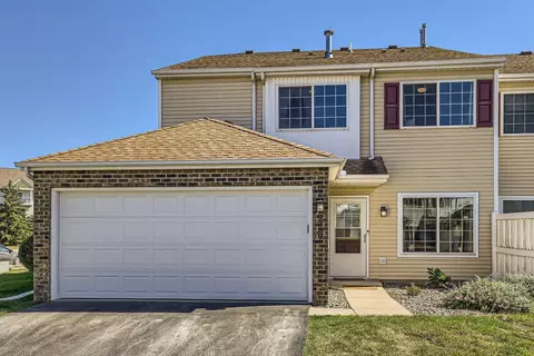 9289 Inland Ln N, Maple Grove, MN 55311