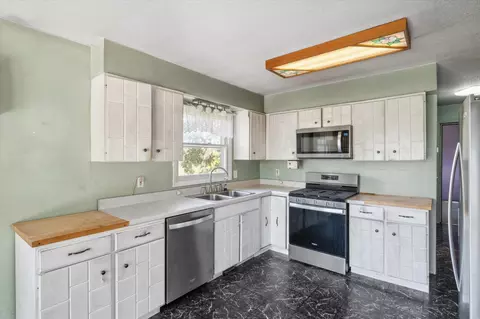 7750 181st Ave NW, Anoka, MN 55303