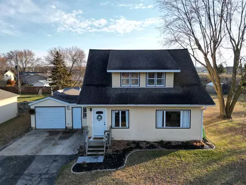 1221 Minnesota St, Paynesville, MN 56362