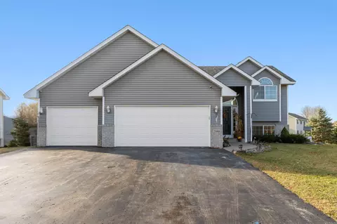 25988 12th St W, Zimmerman, MN 55398