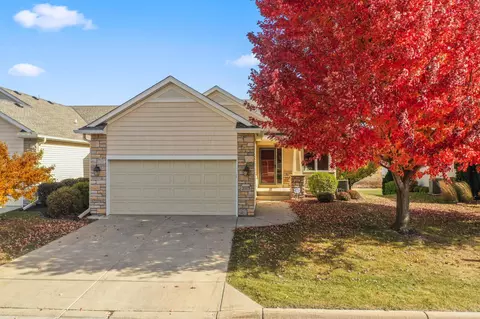 2003 Lake Dr, Northfield, MN 55057