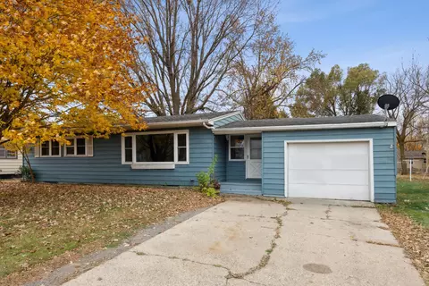 560 Hazel Ave E, Kimball, MN 55353