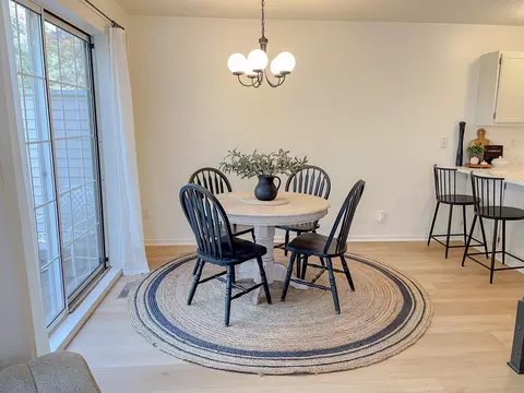 1966 Glenfield Ct #39, Eagan, MN 55122 photo 8