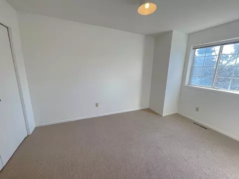 1966 Glenfield Ct #39, Eagan, MN 55122 photo 24