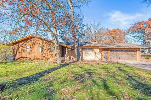 1745 Innsbruck Pkwy W, Columbia Heights, MN 55421