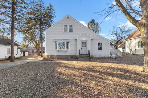 136 Red Wing Ave N, Red Wing, MN 55066