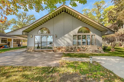 11335 Hubert Ln, Cold Spring, MN 56320 photo 2