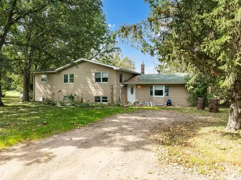 1893 Mahogany St, Mora, MN 55051