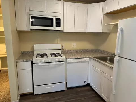 7254 72nd Ln N #353, Brooklyn Park, MN 55428