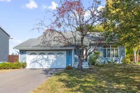 4810 Orchid Ln N, Plymouth, MN 55446