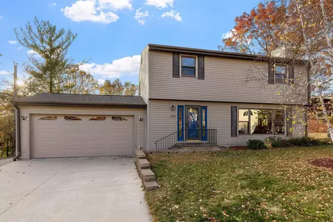 1032 Sierra Ln NE, Rochester, MN 55906