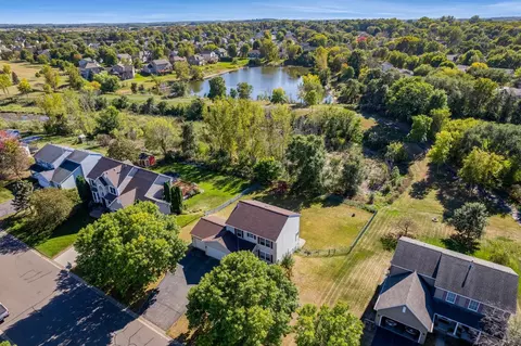 9450 207th St W, Lakeville, MN 55044