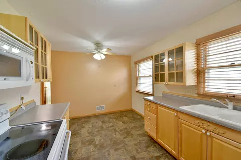Kitchen - 1024 11th Ave S, Saint Cloud, MN 56301 photo 4 of 4
