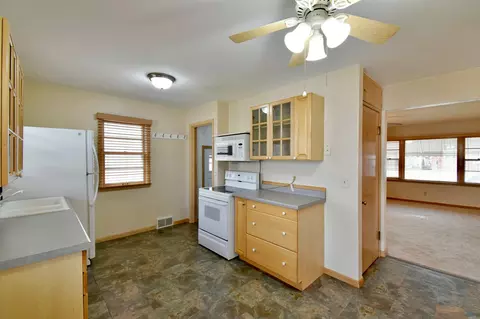 Kitchen - 1024 11th Ave S, Saint Cloud, MN 56301 photo 3 of 4