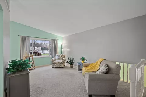 3571 W Mineral Pond Blvd, Anoka, MN 55303