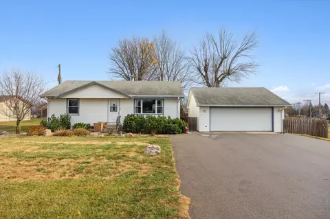 15791 County Road 43, Carver, MN 55315
