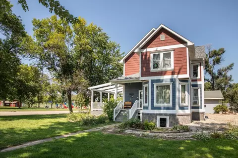 Exterior - 202 Pine St, Lyle, MN 55953 photo 5 of 6