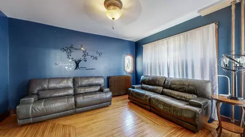 Living - 202 Pine St, Lyle, MN 55953 photo 2 of 2