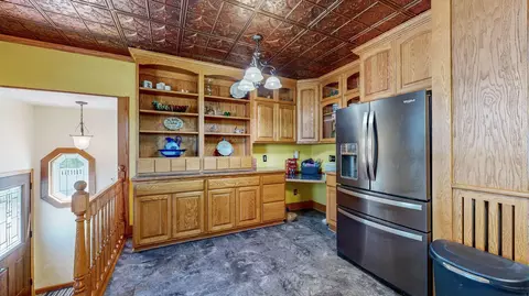 Entry Way - 202 Pine St, Lyle, MN 55953 photo 3 of 6