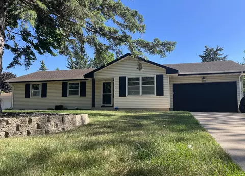 8811 61 12 Ave N, New Hope, MN 55428