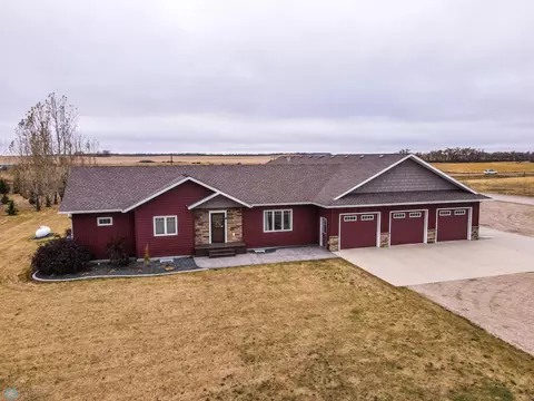 1011 Westwoods Dr, Lisbon, ND 58054