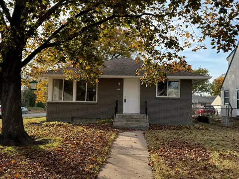1621 Birmingham St, Saint Paul, MN 55106