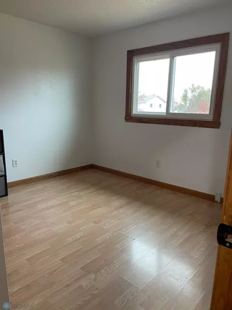 802 Maple St, Lisbon, ND 58054 photo 18