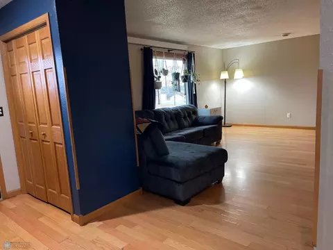 802 Maple St, Lisbon, ND 58054 photo 8