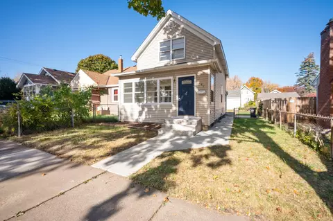 1247 5th St E, Saint Paul, MN 55106
