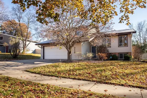 3110 Crescent Ln NW, Rochester, MN 55901