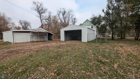 125 2nd St W, Hunter, ND 58048 photo 35
