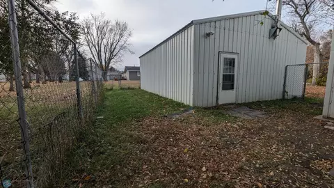 125 2nd St W, Hunter, ND 58048 photo 32