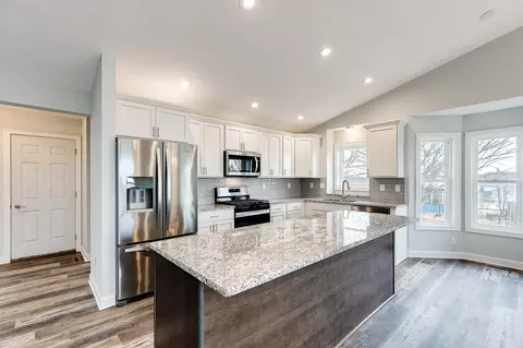145 Ridgeview Ln, Elko New Market, MN 55054