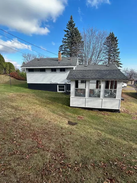 1503 Boulevard Pl, Duluth, MN 55811 photo 4