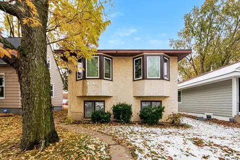 4245 Vera Cruz Ave N, Crystal, MN 55422